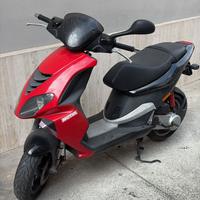 Piaggio NRG 50,molti pezzi nuovi