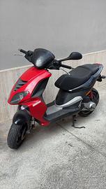 Piaggio NRG 50,molti pezzi nuovi