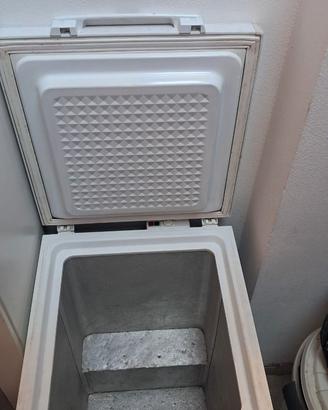 Congelatore a pozzetto Ignis A+ 133 L