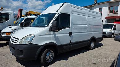 Iveco Daily 35S12 tetto alto passo medio - 2008