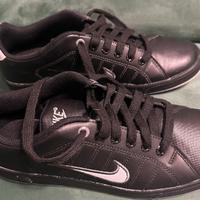 Nike Court Tradition