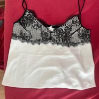 nuovo top con elementi in pizzo