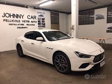 Pellicole oscuramento vetri auto