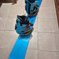 Snowboard hard burton con attacchi