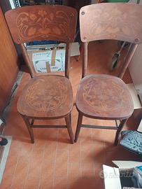 due sedie stile Liberty 