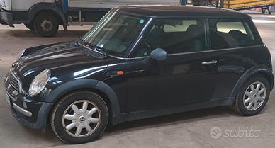 MINI - Mini 1ª serie - 2002