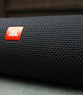 JBL Flip 4 Speaker Bluetooth Portatile
