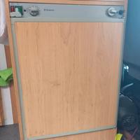 Frigorifero trivalente camper Dometic 