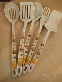 Set utensili cucina 