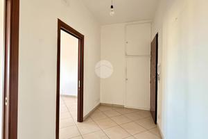 2 LOCALI A VENARIA REALE