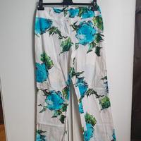 Pantaloni bianchi con stampa floreale blu–T S/M