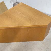 Tavolino angolare in legno