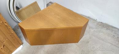 Tavolino angolare in legno