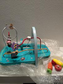 Gioco con looping in legno