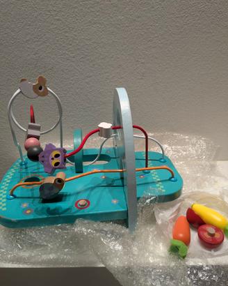 Gioco con looping in legno