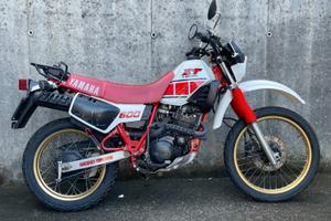 Yamaha XT 600 - 43f 1984