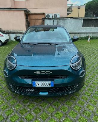 Autovettura Fiat 600 Ibryda