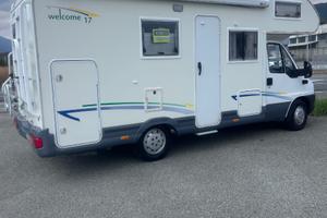 Camper Chausson welcome 17