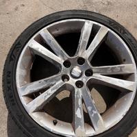 Cerchi in lega R17 215/40 seat ibiza