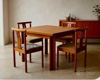 Salotto completo in legno con tavolo