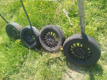 4 Cerchi in lega + Gomme 145/70 R13
