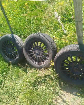 4 Cerchi in lega + Gomme 145/70 R13