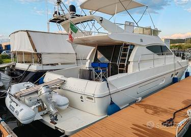 Ferretti 43