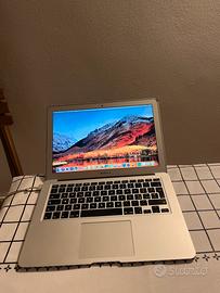 MacBook Air 13" i5 4GB 128GB SSD