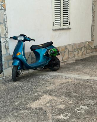 Vespa et2 50