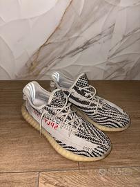 Adidas Yeezy Boost 350 V2 Zebra