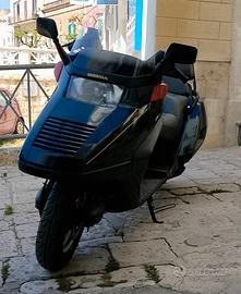Honda cn 250