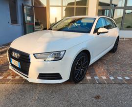 Audi A4 Avant 35 TDI S tronic Business Sport