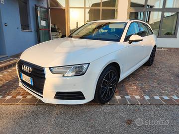 Audi A4 Avant 35 TDI S tronic Business Sport