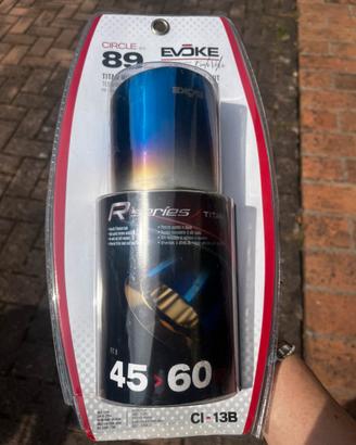 Terminali di scarico universale Evoke R-Series