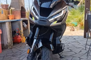 Honda x-adv 2023 special edicion