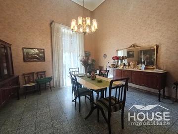 Catania - appartamento 1° piano