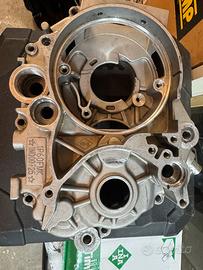 Carter lato frizione YX ZR1 160.