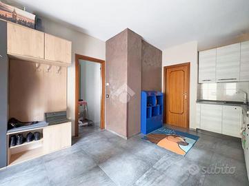 2 LOCALI A SILVI
