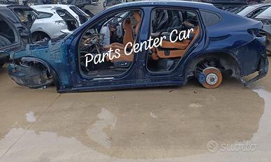 Scocca per taglio lamiera bmw x4 2023