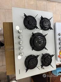 Cucina a libera installazione 60cm 4 fuochi nuova