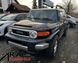 Toyota FJ Cruiser 4.0 V6 239CV