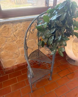 Scaletta porta fiori