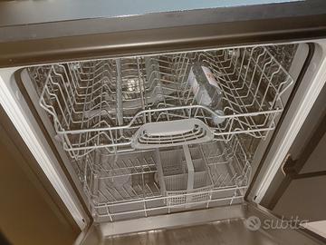 boschi lavastoviglie usata  x8 persone  da incasso