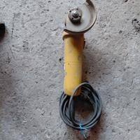 Smerigliatrice angolare da riparare (2 pezzi)