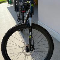 BICICLETTA MTB