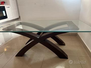 Tavolino in legno color mogano base in vetro