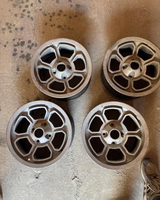 Cerchi momo vega 14” alfa giulia gt duetto 2000