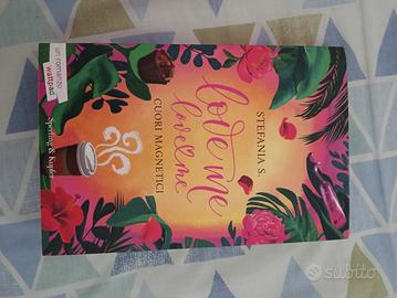 Libro “Love me Love me Volume 1” Stefania S