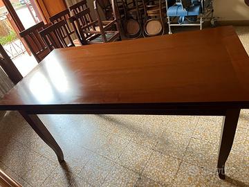 TAVOLO IN LEGNO ALLUNGABILE