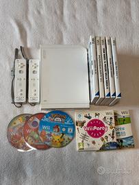 Nintendo Wii Bianca con 2 WiiMote e giochi